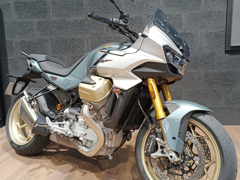MOTO GUZZI V100  MANDELLO